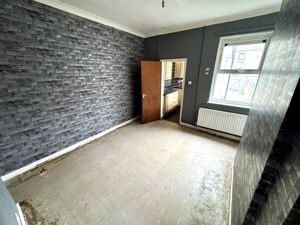 Photo 10- click for photo gallery